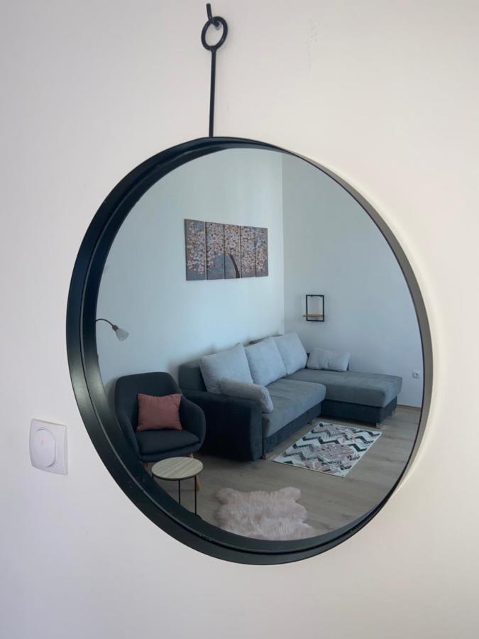 Rad-Var Apartmanhaz Eger Zewnętrze zdjęcie